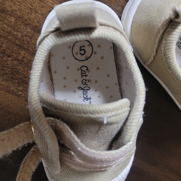 Cat and Jack Baby Girl Sneakers Beginner‎ Walker Tan Shimmer Size 5 - Picture 7 of 7
